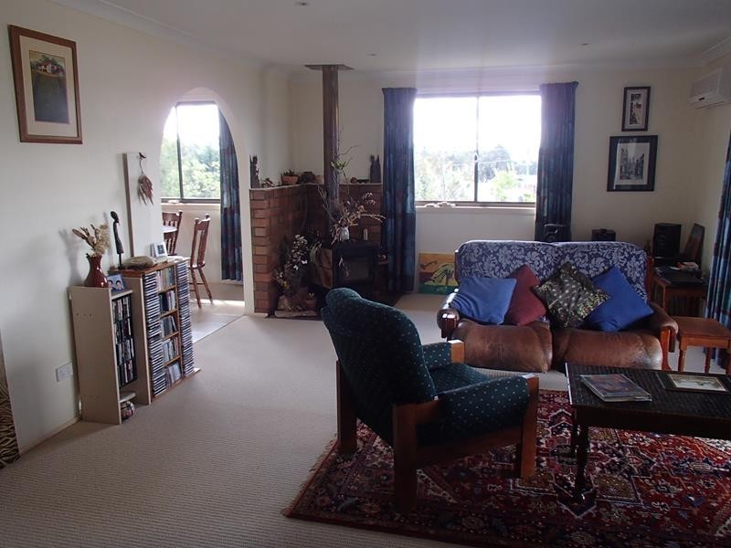 6 Burton Crescent, Stanthorpe QLD 4380