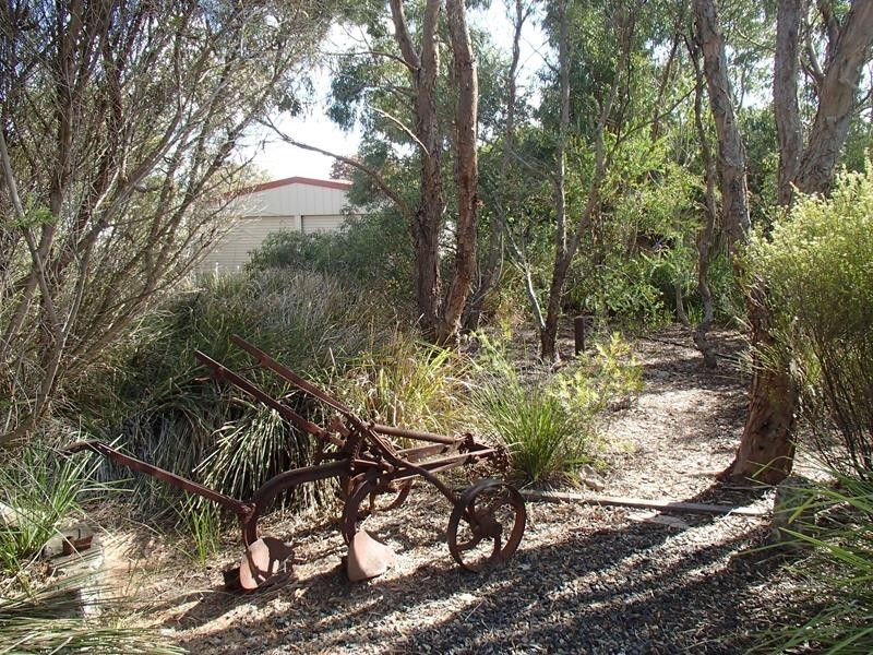 6 Burton Crescent, Stanthorpe QLD 4380