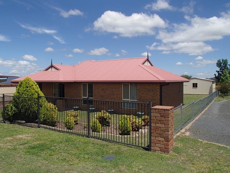 42 Torrisi Terrace, Stanthorpe QLD 4380
