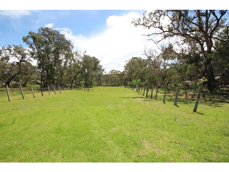 528 Cannon Creek Road, Cannon Creek QLD 4380