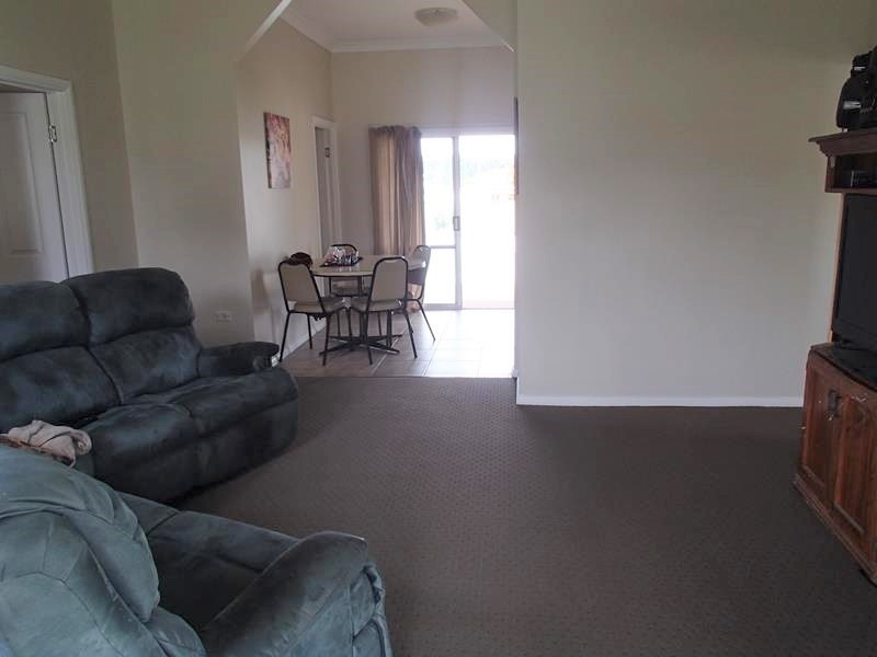 37 Symes Street, Stanthorpe QLD 4380