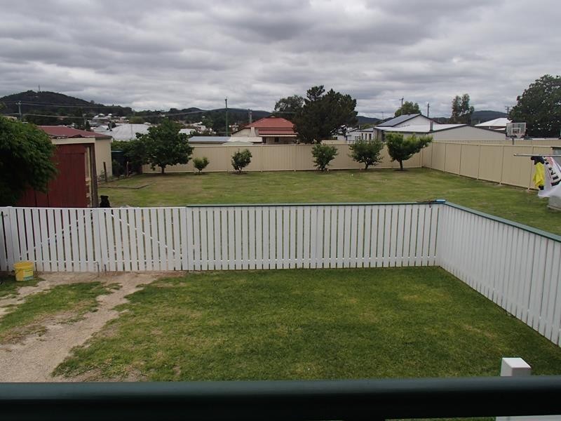 37 Symes Street, Stanthorpe QLD 4380
