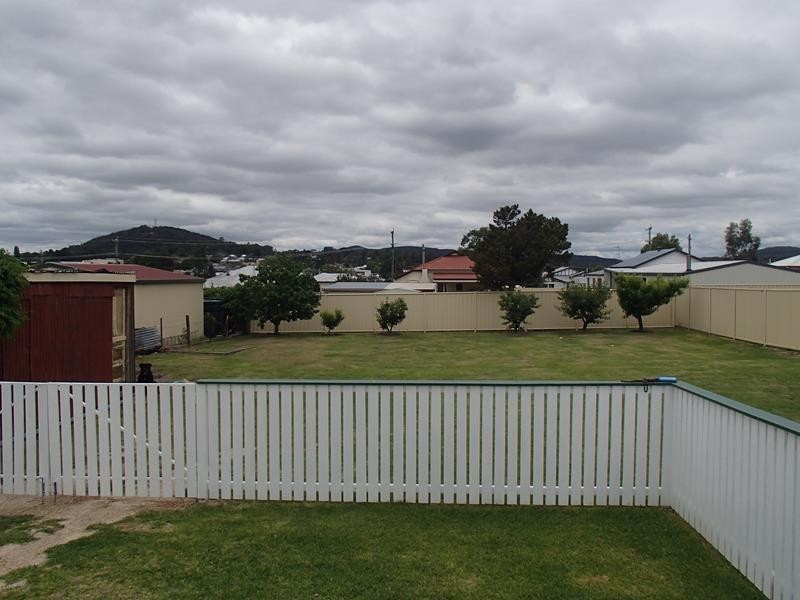 37 Symes Street, Stanthorpe QLD 4380