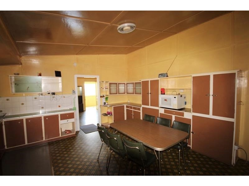 34 Symes Street, Stanthorpe QLD 4380