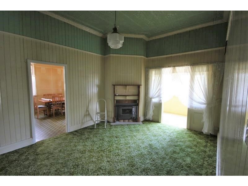 34 Symes Street, Stanthorpe QLD 4380