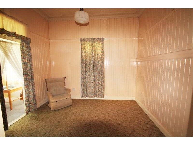 34 Symes Street, Stanthorpe QLD 4380