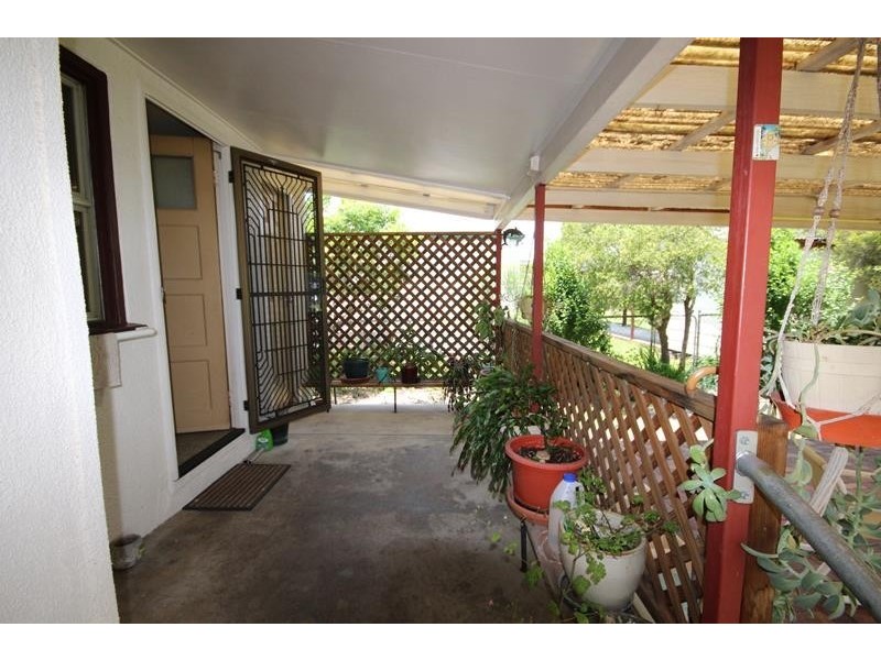34 Symes Street, Stanthorpe QLD 4380