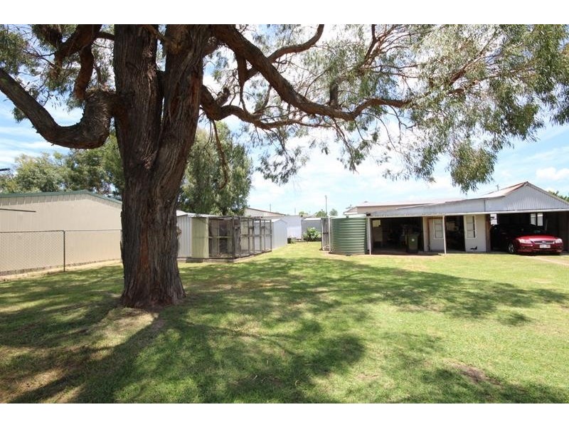 34 Symes Street, Stanthorpe QLD 4380
