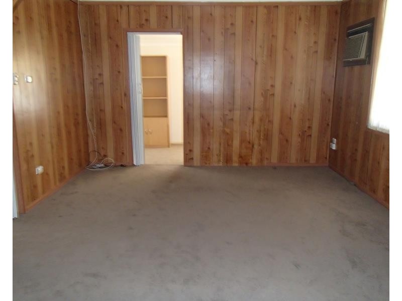 6 Border Street, Wallangarra QLD 4383