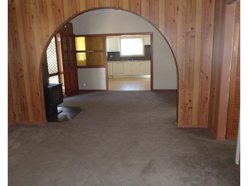 6 Border Street, Wallangarra QLD 4383