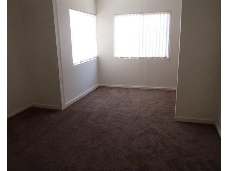 6 Border Street, Wallangarra QLD 4383