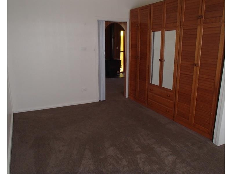 6 Border Street, Wallangarra QLD 4383