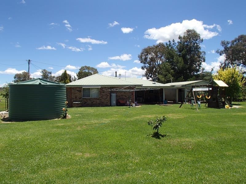 24 Border Road, Stanthorpe QLD 4380