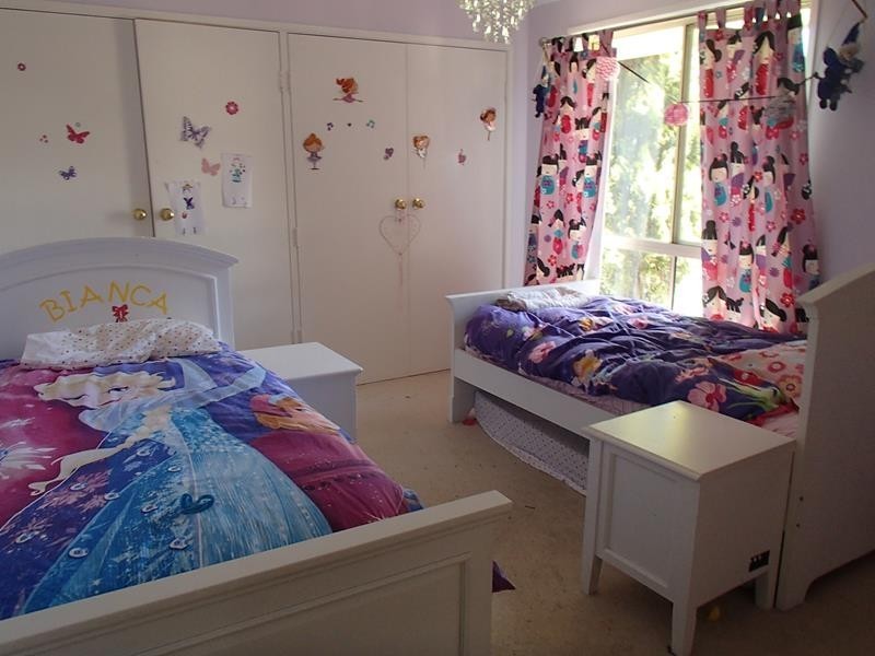 24 Border Road, Stanthorpe QLD 4380