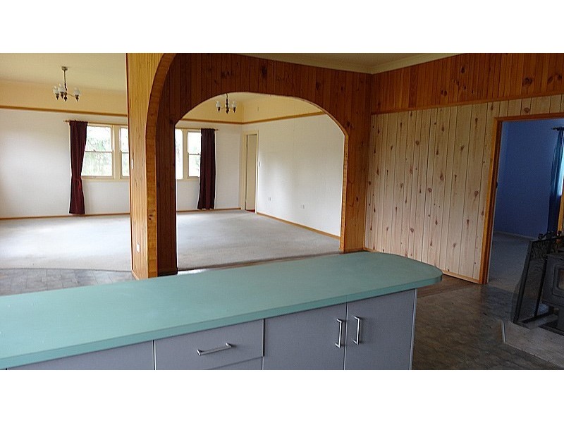 9 Scotts Camp Road, Stanthorpe QLD 4380