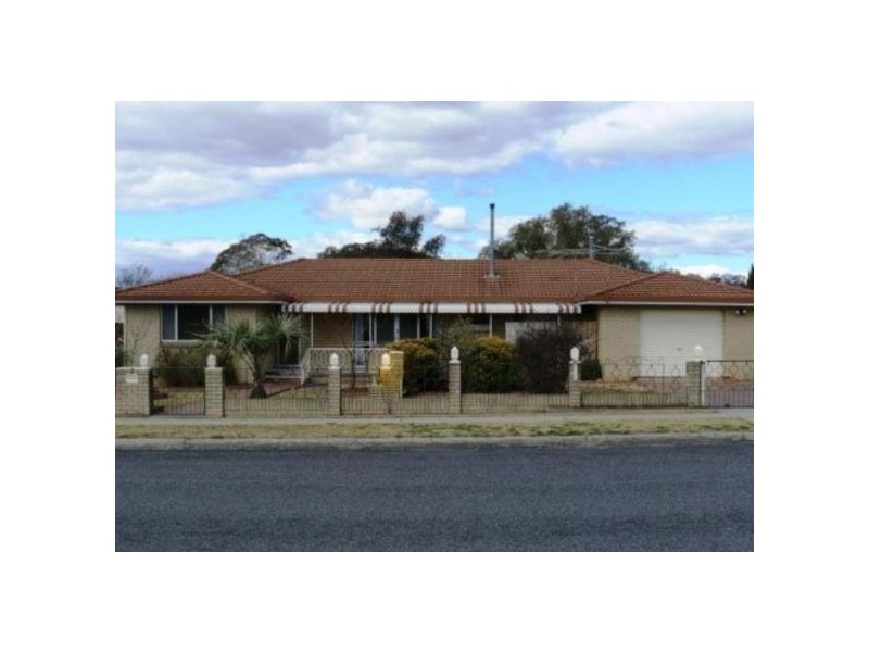 7 Archibald Street, Stanthorpe QLD 4380