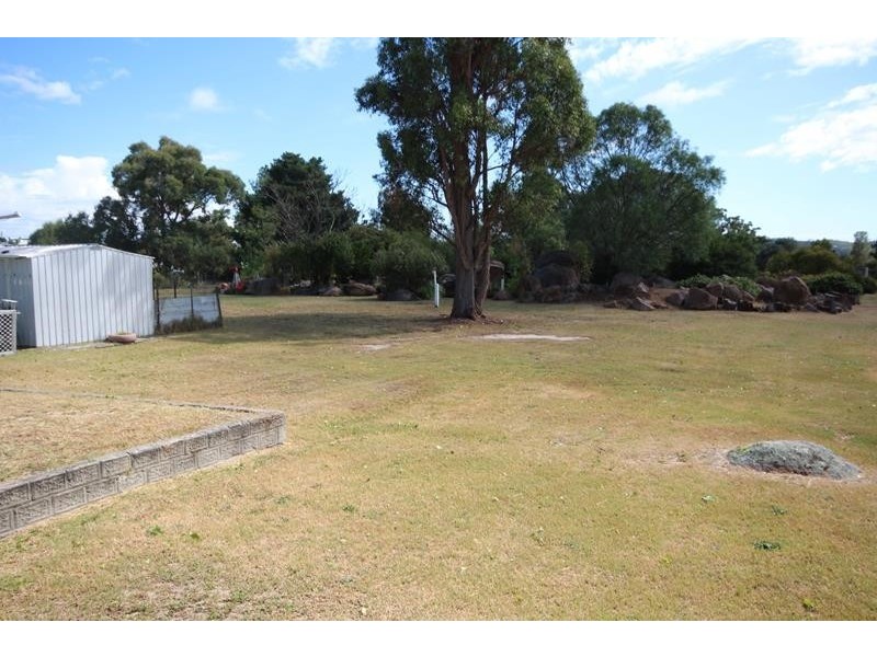 8 Jardine Street, Stanthorpe QLD 4380