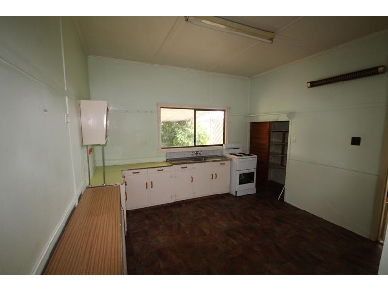 25 Stanton Street, Stanthorpe QLD 4380