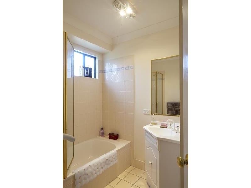 92 Johnstone Lane, Stanthorpe QLD 4380