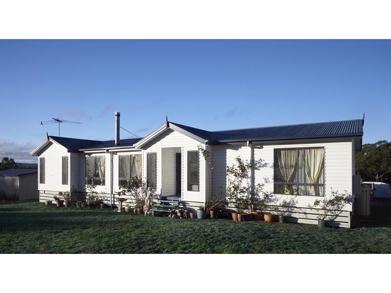 92 Johnstone Lane, Stanthorpe QLD 4380