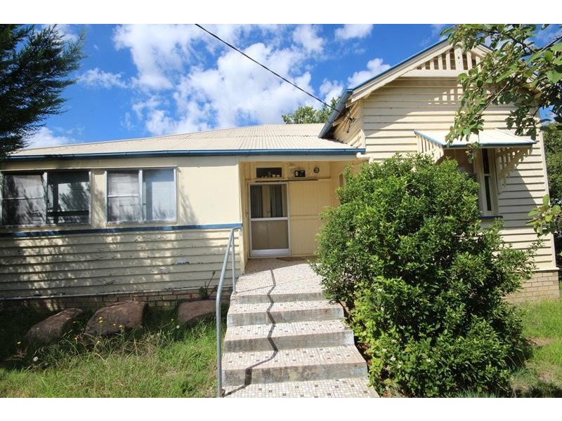 83 Folkestone Street, Stanthorpe QLD 4380