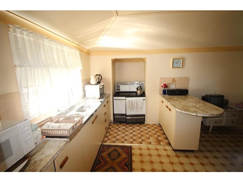 83 Folkestone Street, Stanthorpe QLD 4380