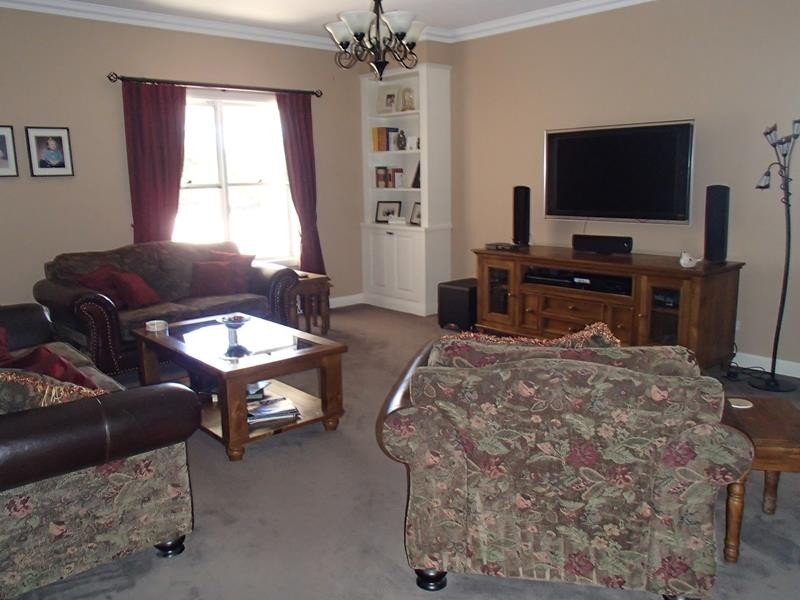 44 Melaleuca Crescent, Stanthorpe QLD 4380
