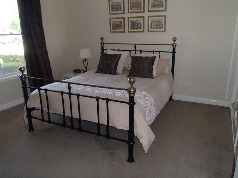 44 Melaleuca Crescent, Stanthorpe QLD 4380