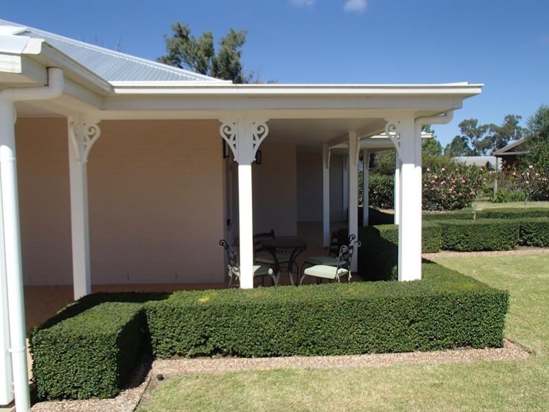 44 Melaleuca Crescent, Stanthorpe QLD 4380