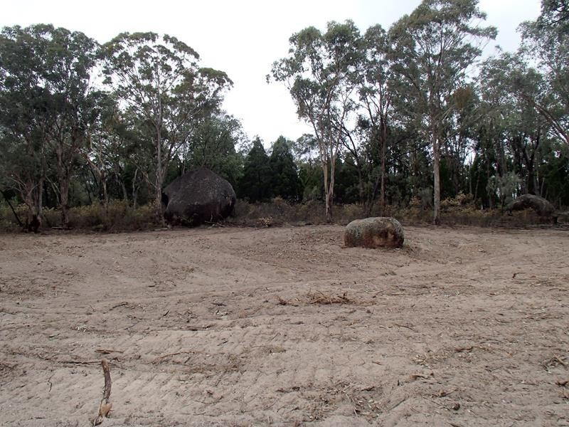 12 Pyramids Road, Stanthorpe QLD 4380