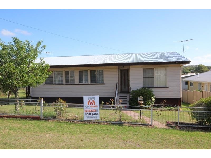 25 Wolfram Street, Stanthorpe QLD 4380