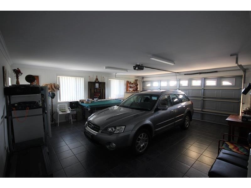 14 Burton Crescent, Stanthorpe QLD 4380