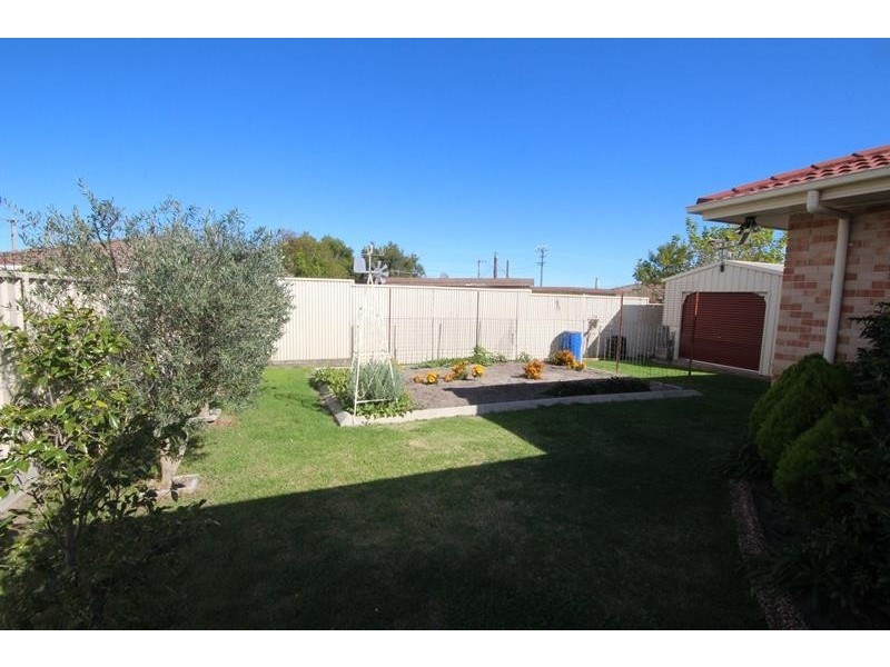 14 Burton Crescent, Stanthorpe QLD 4380