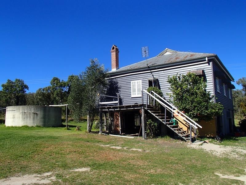 2194 Eukey Road, Ballandean QLD 4382