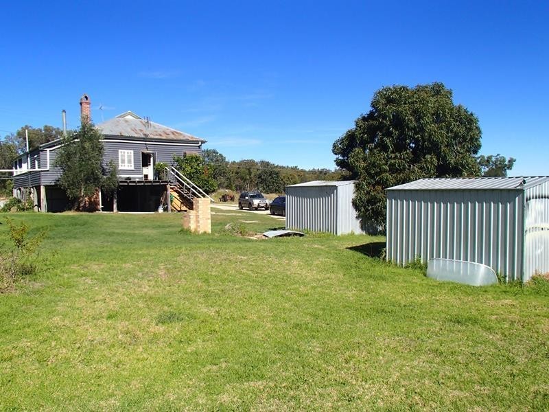 2194 Eukey Road, Ballandean QLD 4382