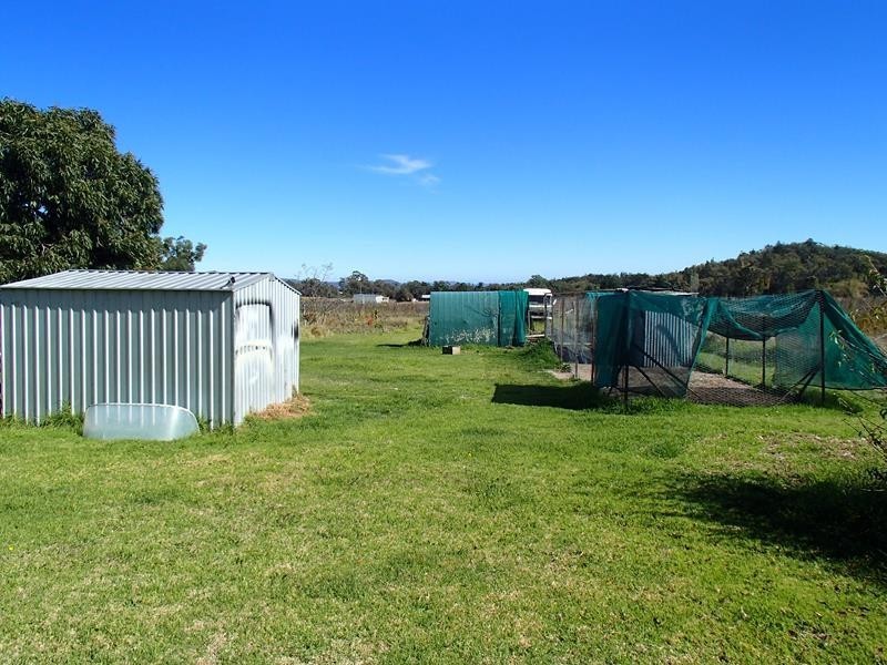 2194 Eukey Road, Ballandean QLD 4382