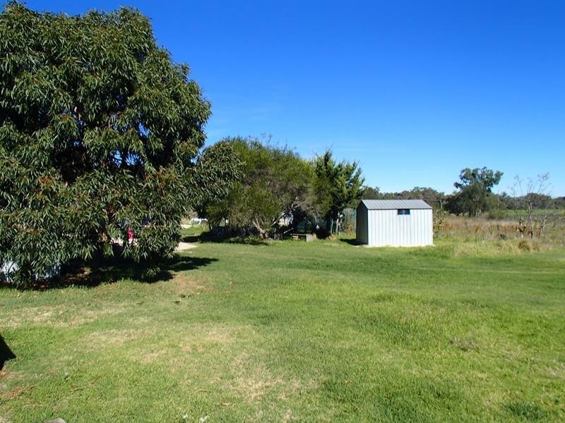 2194 Eukey Road, Ballandean QLD 4382