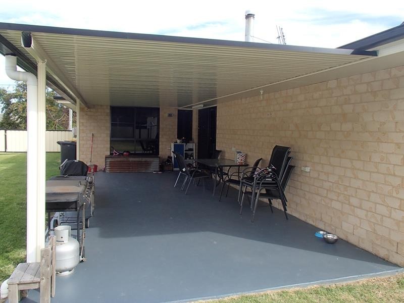 46 Hoult Street, Stanthorpe QLD 4380