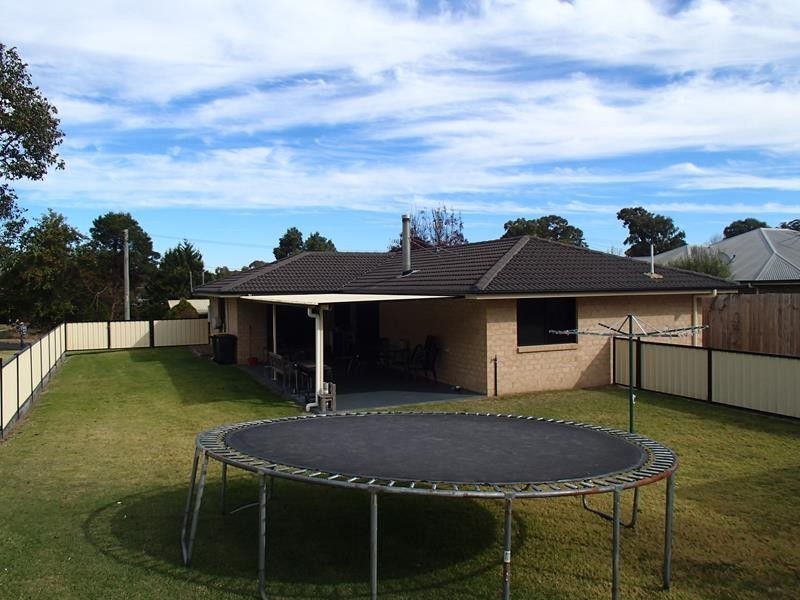 46 Hoult Street, Stanthorpe QLD 4380