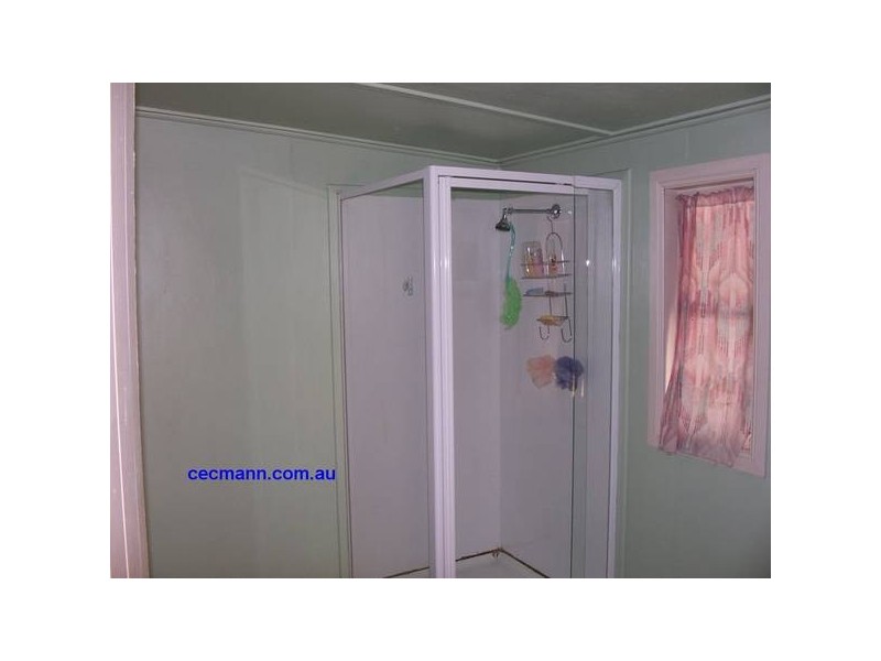 16 Archibald STREET, Stanthorpe QLD 4380