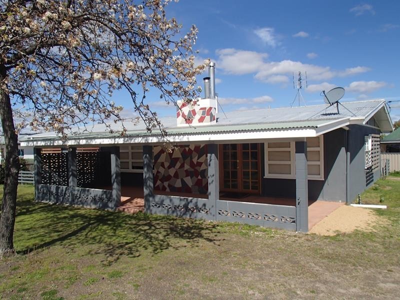 61 Amosfield Road, Stanthorpe QLD 4380
