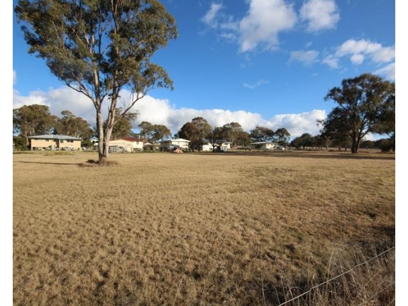 16-20 Margetts and Bengalla Streets, Wallangarra QLD 4383