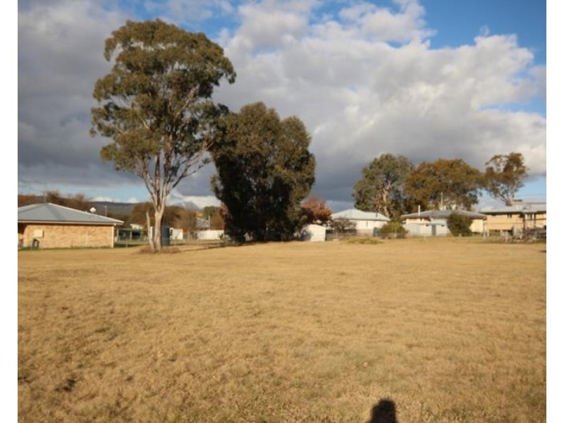 16-20 Margetts and Bengalla Streets, Wallangarra QLD 4383