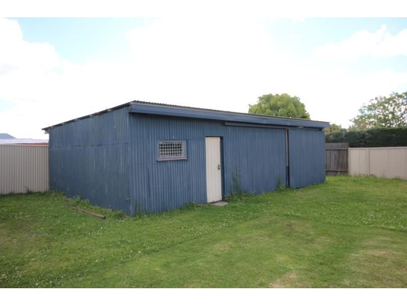 42 Border Street, Wallangarra QLD 4383