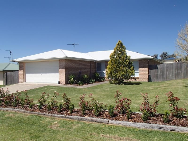 39 Britannia Street, Stanthorpe QLD 4380