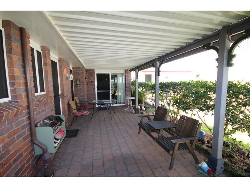 11 Burton Crescent, Stanthorpe QLD 4380