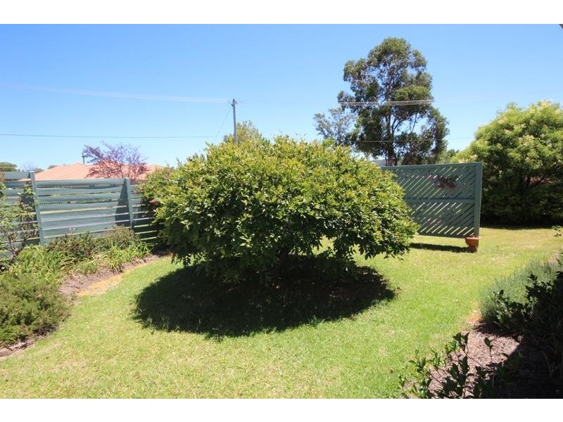 11 Burton Crescent, Stanthorpe QLD 4380