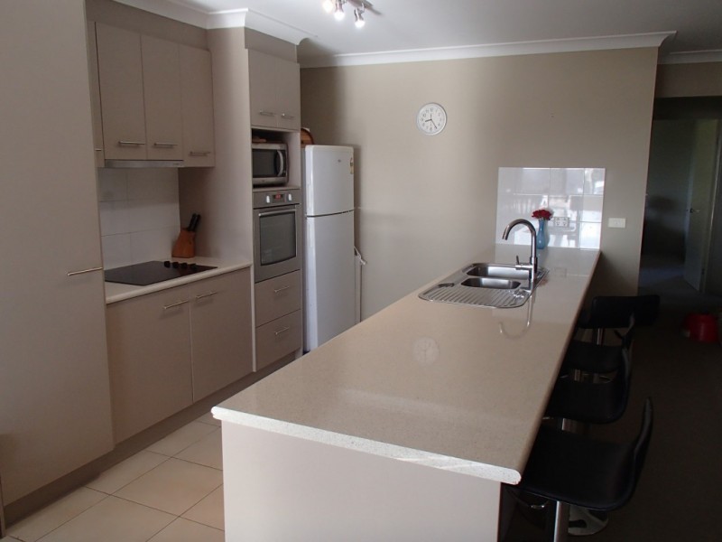 5 Maria Crt, Stanthorpe QLD 4380