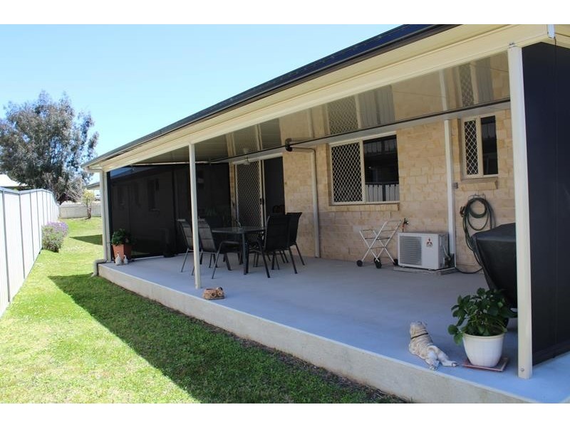 1 Wright Court, Stanthorpe QLD 4380