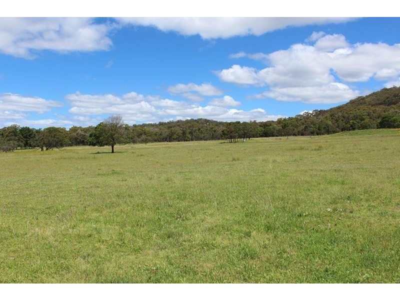 1377 Eukey Road, Stanthorpe QLD 4380